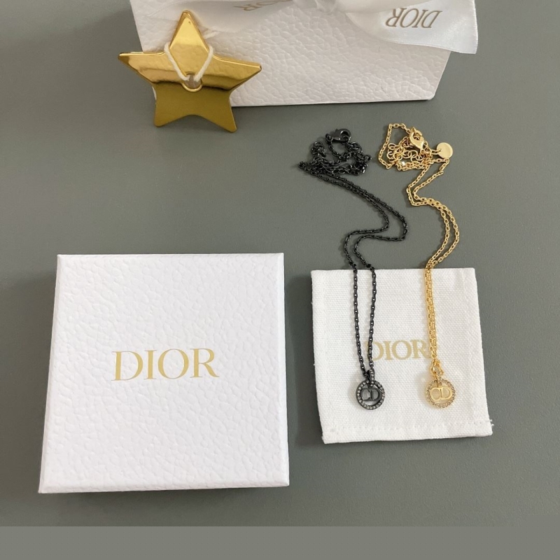 LV Necklaces